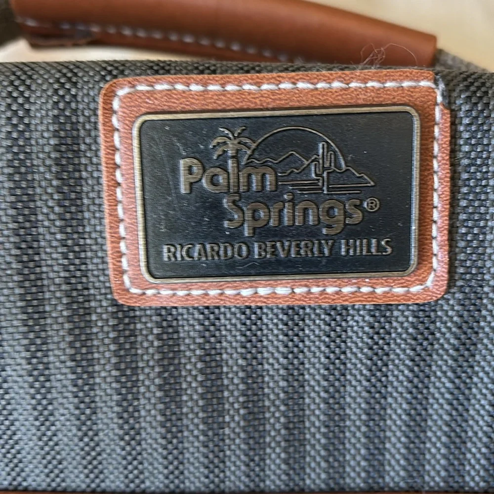 Ricardo Beverly Hills new large suit folded mens leather garment luggage bag